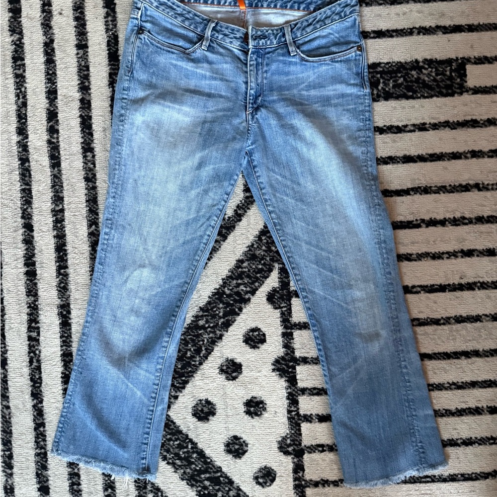 Earnest Sewn Light Wash Jeans– Size 28 (Hefner 01)
